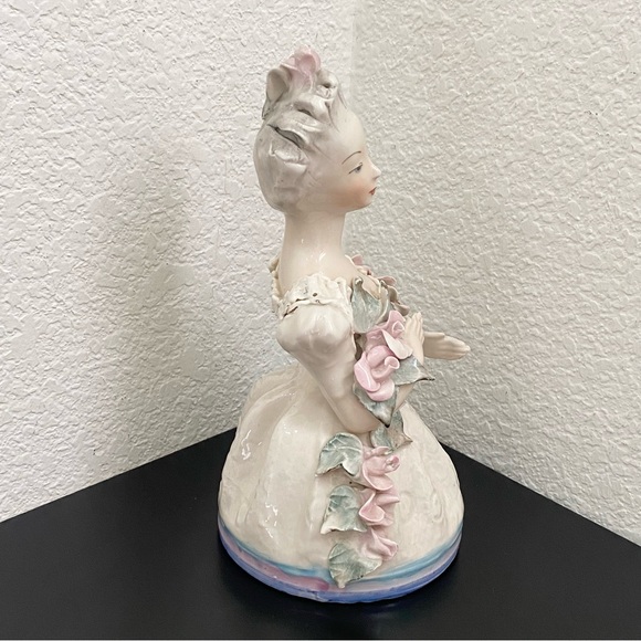 Vintage 40s/50s CORDEY #5054 Victorian Lady With Roses 9” Porcelain Figurine - Picture 6 of 16